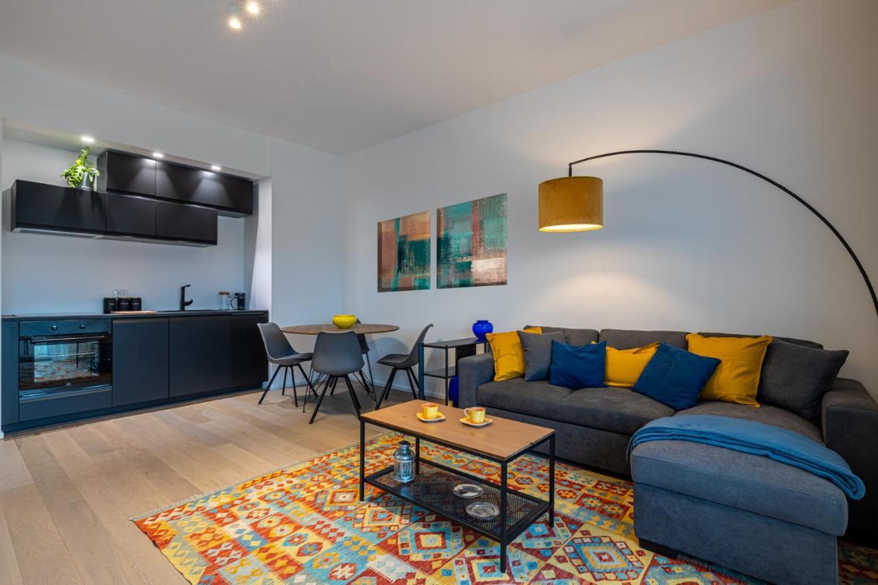 Suite Close To Vatican City - Ingresso Spa Rome Bagian luar foto