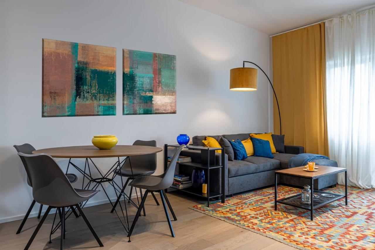 Suite Close To Vatican City - Ingresso Spa Rome Bagian luar foto