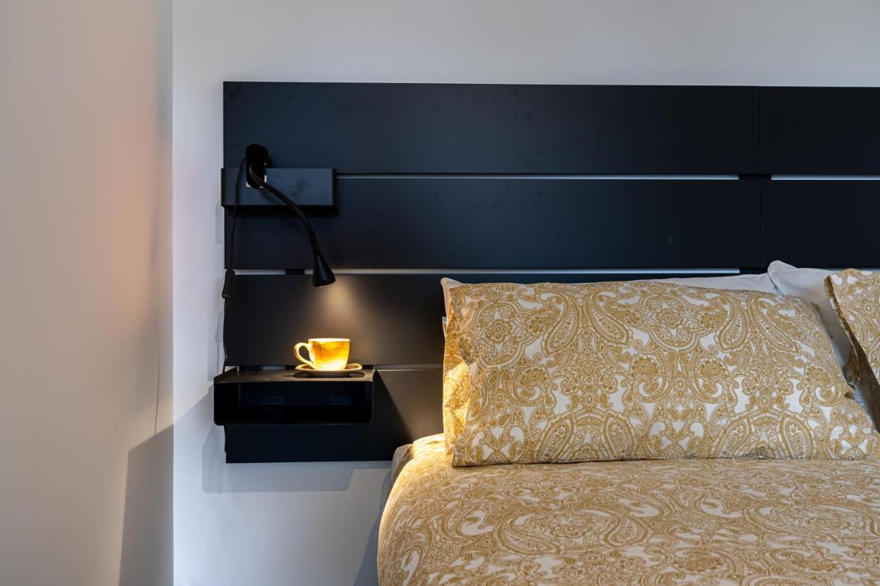 Suite Close To Vatican City - Ingresso Spa Rome Bagian luar foto